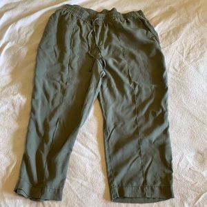 Gap lightweight ankle-length pants